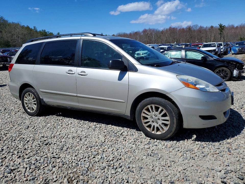 2008 Toyota Sienna le