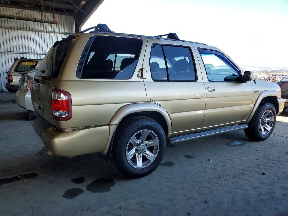 2004 Nissan Pathfinder se