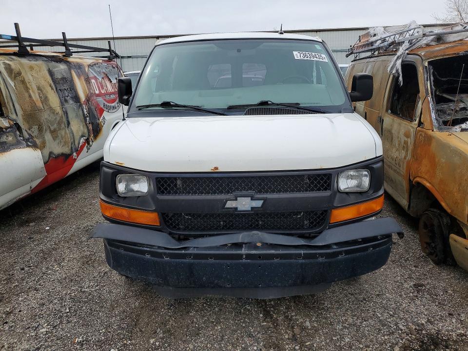 2015 Chevrolet Express 2500 Delivery van