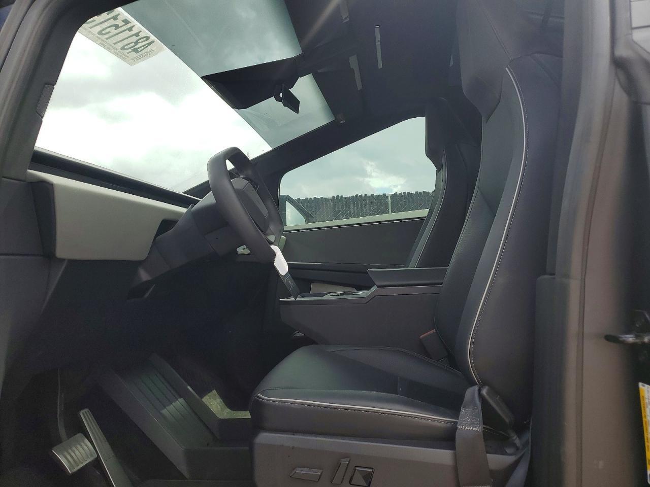 2024 Tesla Cybertruck