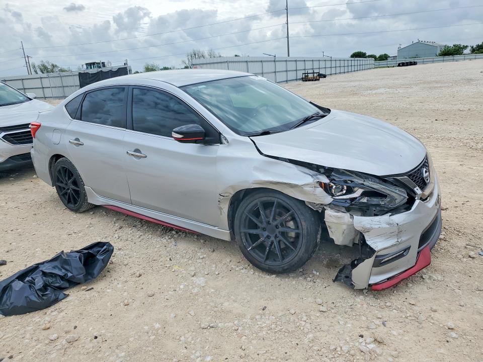 2017 Nissan Sentra Nismo