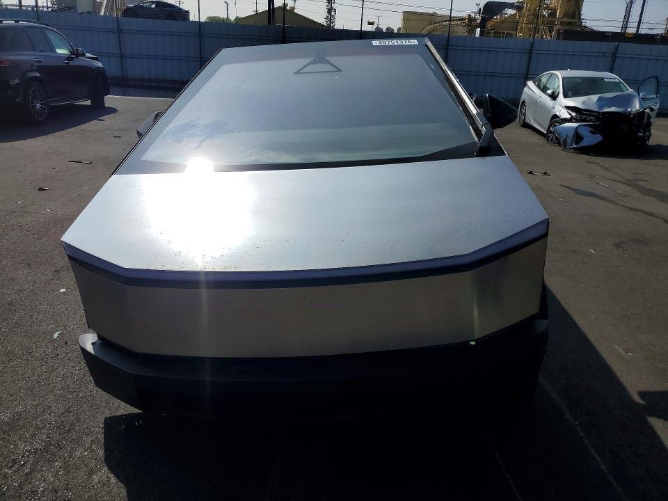 2026 Tesla Cybertruck