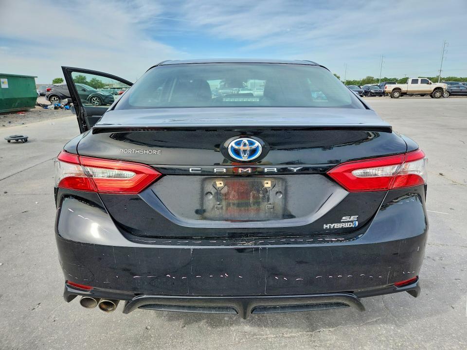 2018 Toyota Camry Hybrid se