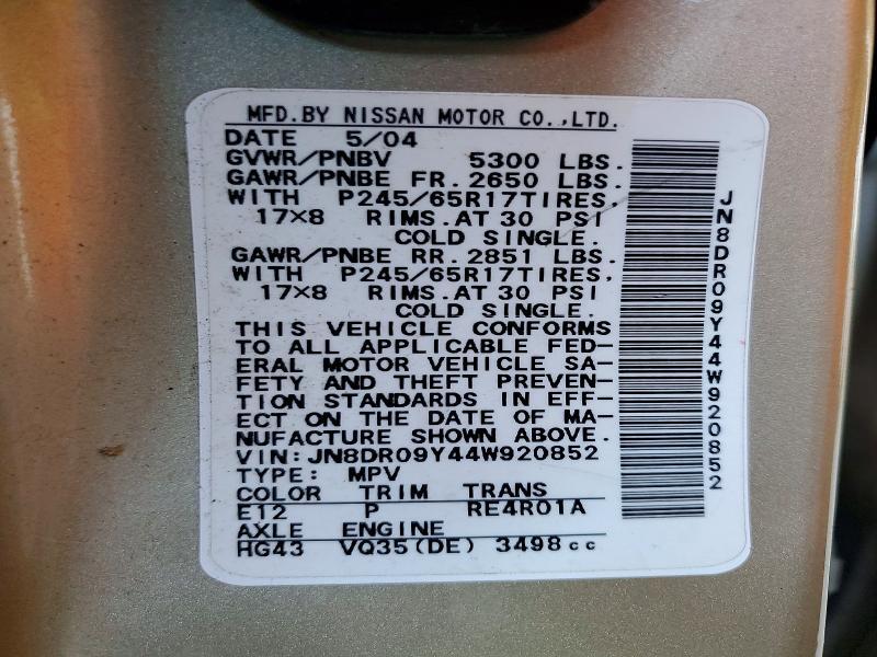 2004 Nissan Pathfinder se