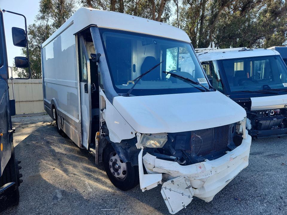 2016 Isuzu NPR Delivery Van