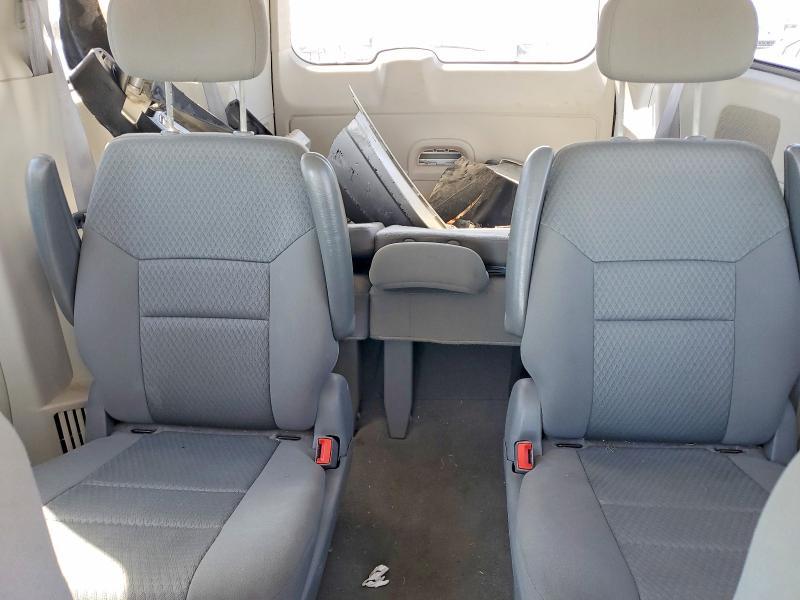 2010 Chrysler Town & Country Touring