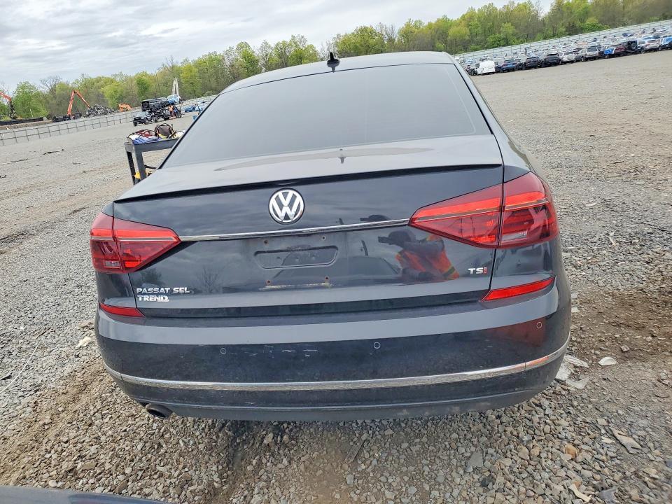 2017 Volkswagen Passat sel Premium