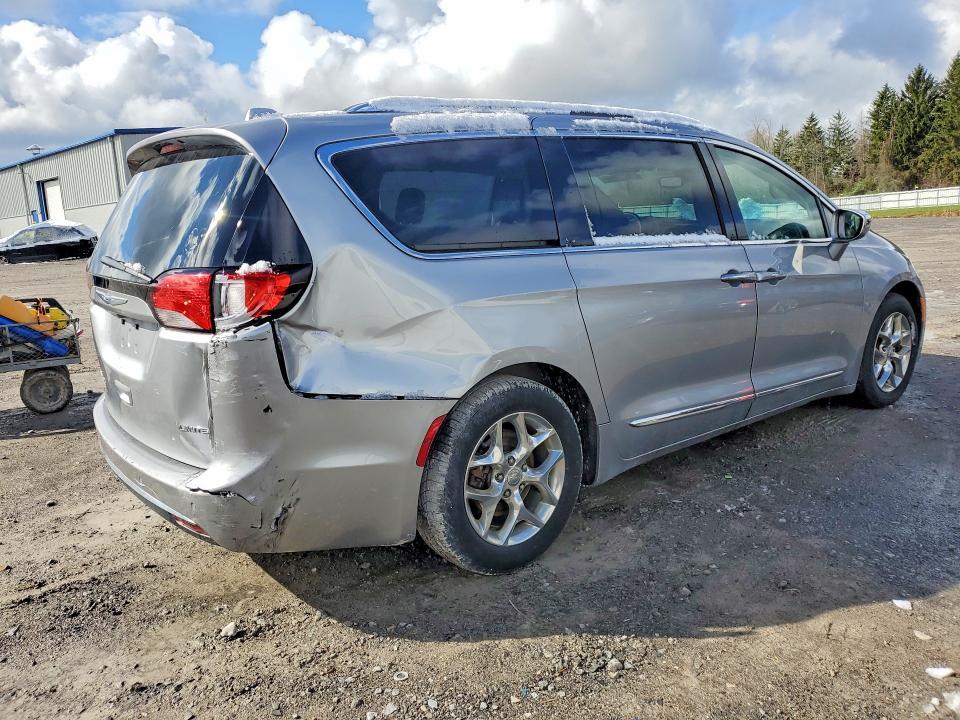 2019 Chrysler Pacifica Limited