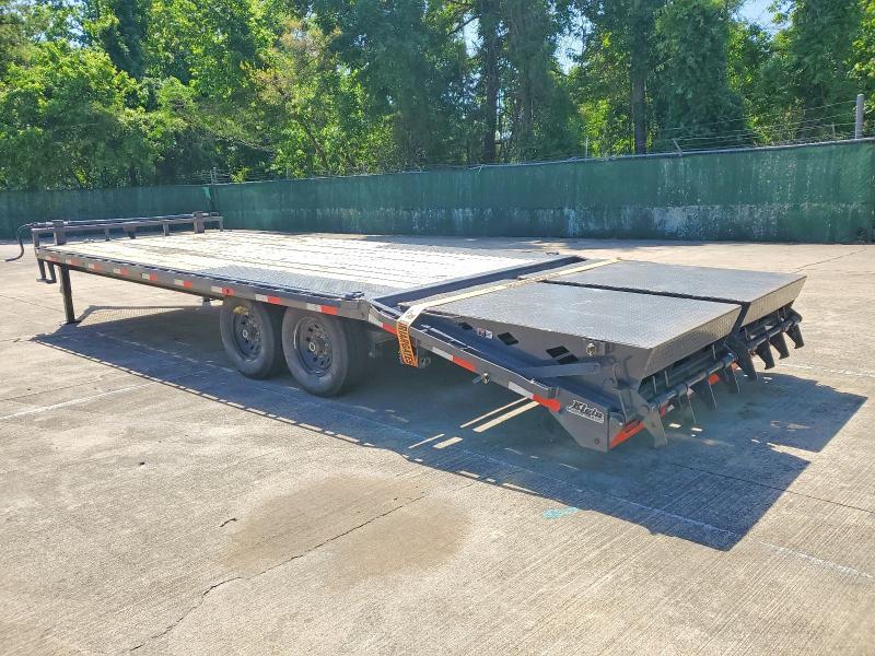 2025 Lamar F8022427 Equipment Trailer