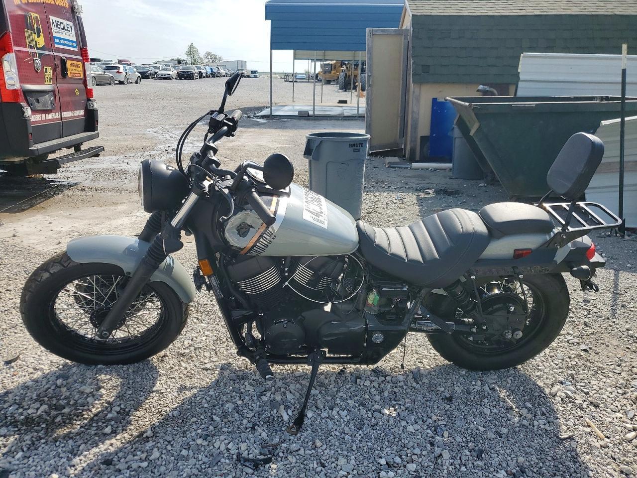 2025 Honda VT750 C2B