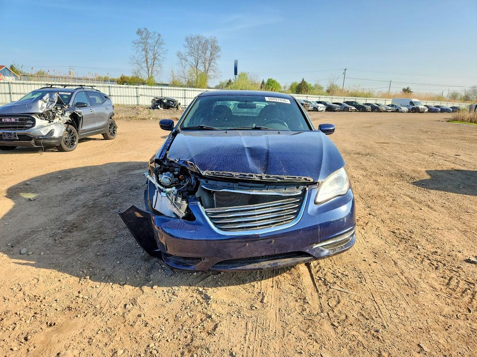 2014 Chrysler 200 Touring