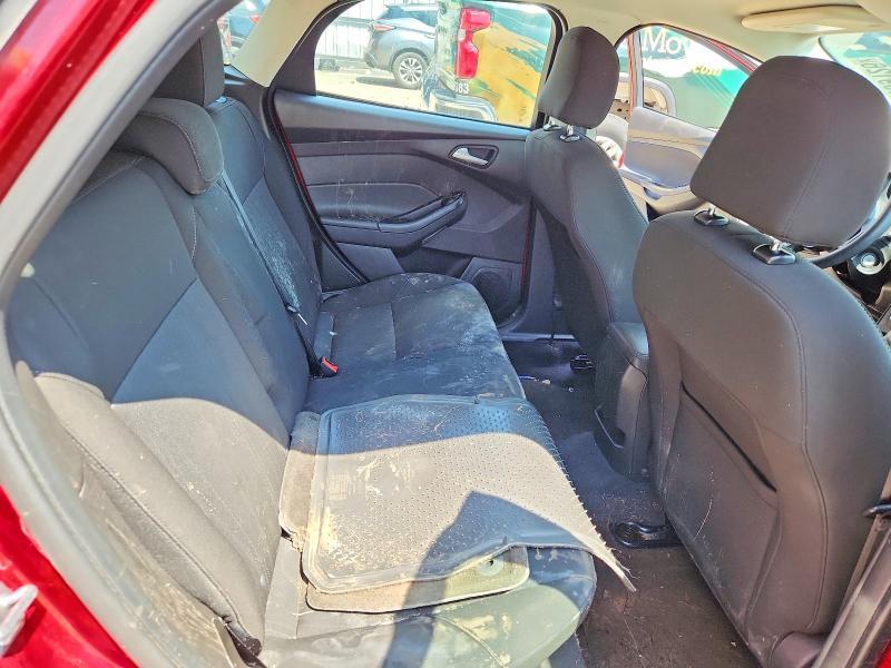 2016 Ford Focus se