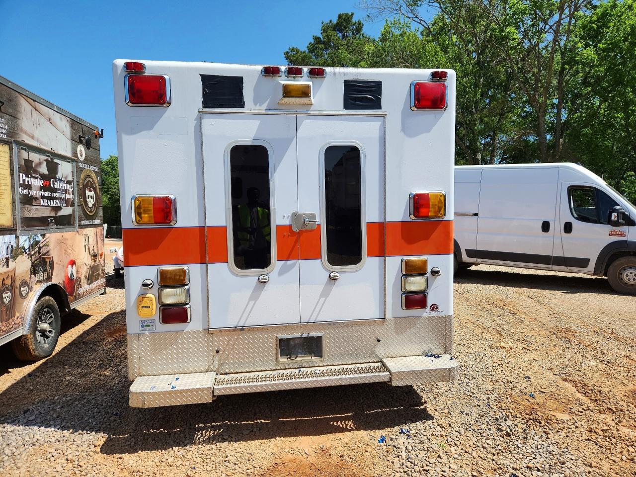 2006 Ford F350 Super Duty Ambulance
