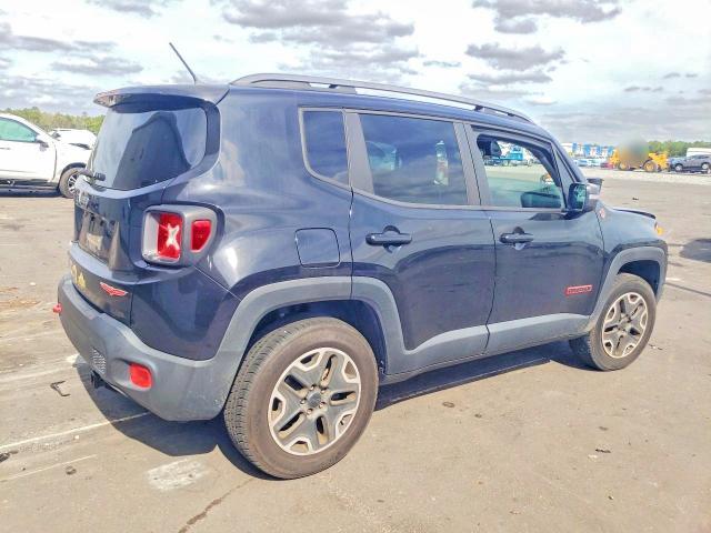 2015 Jeep Renegade Trailhawk