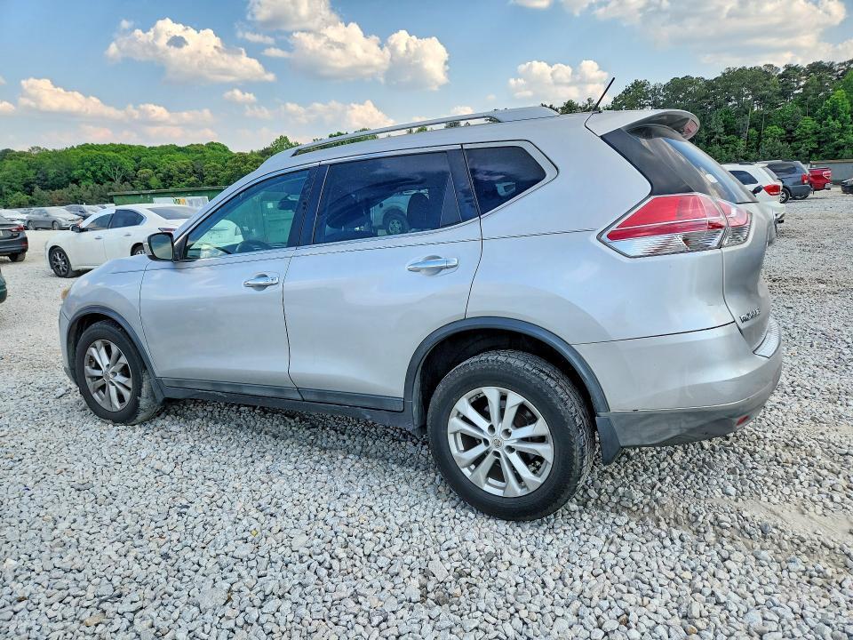 2015 Nissan Rogue sv