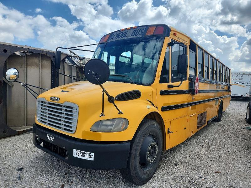2011 Thomas SAF-T-LINER C2-School Bus