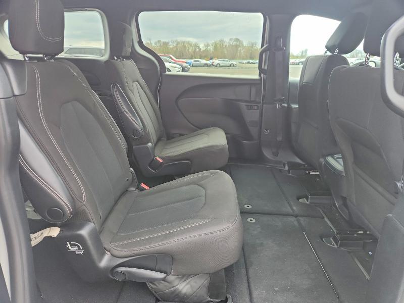 2023 Chrysler Pacifica Touring