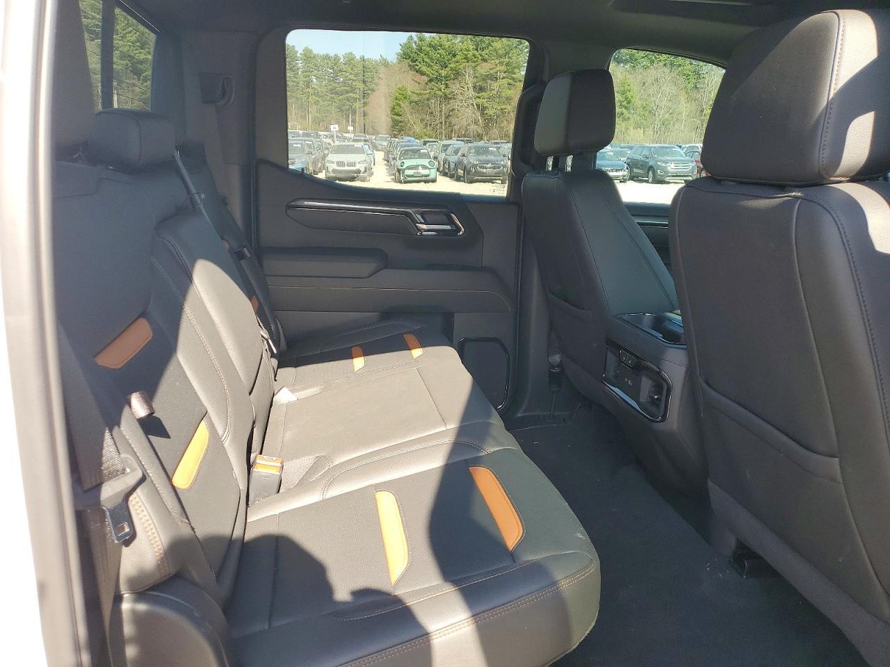 2025 GMC Sierra