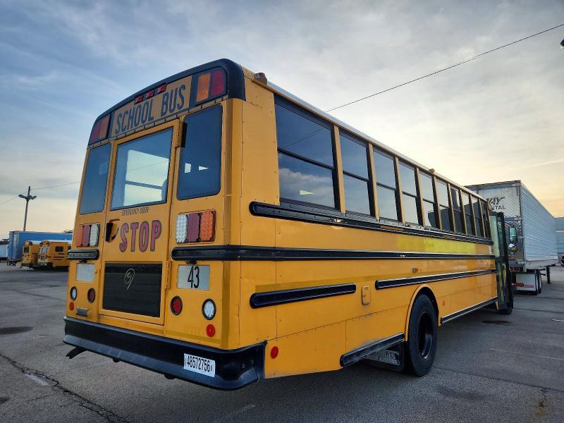 2010 Thomas Saf-t-liner C2-school bus