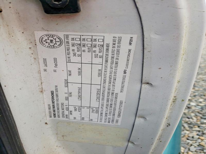 2001 Chev Roadtrk RV