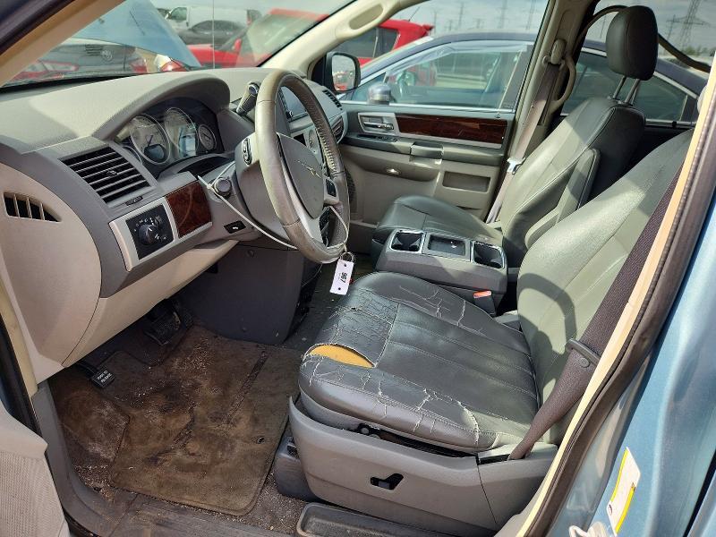 2010 Chrysler Town & Country Touring