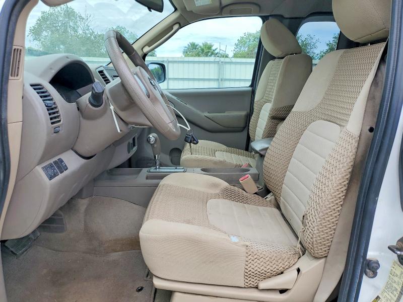 2011 Nissan Frontier sv V6