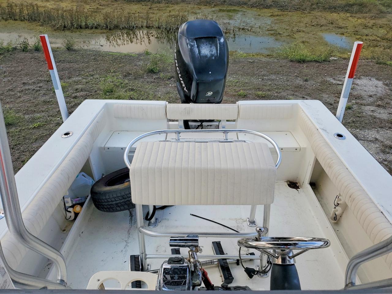 2009 Mako Boat-Boat