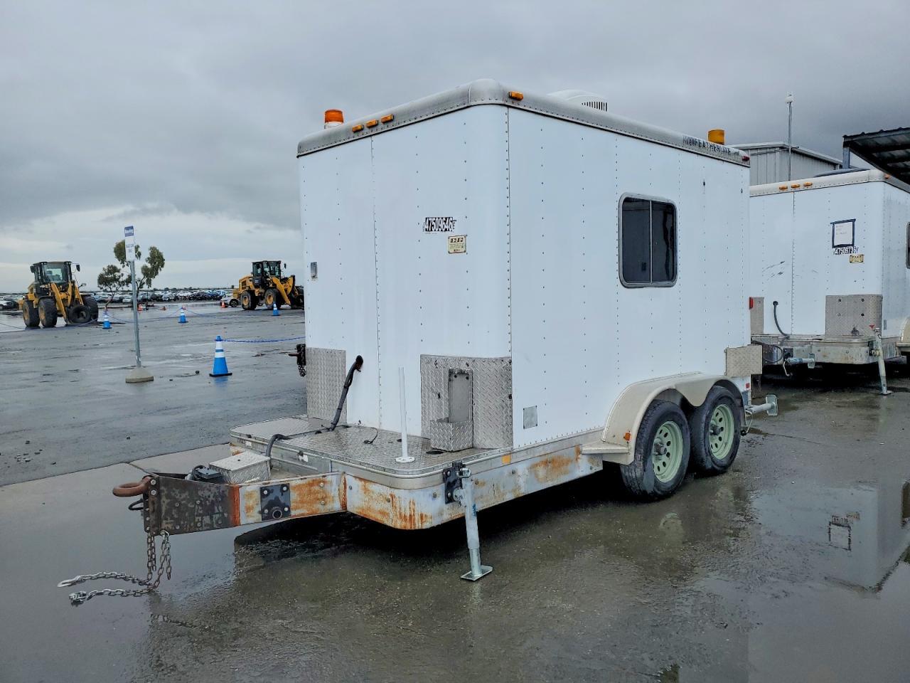 2000 Pelsue Fiber Optic Splicing Trailer