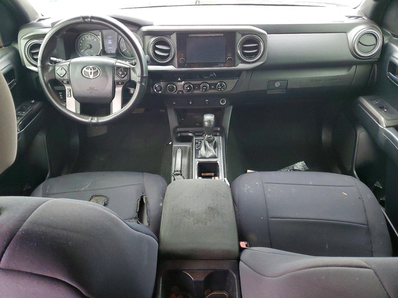 2016 Toyota Tacoma SR V6