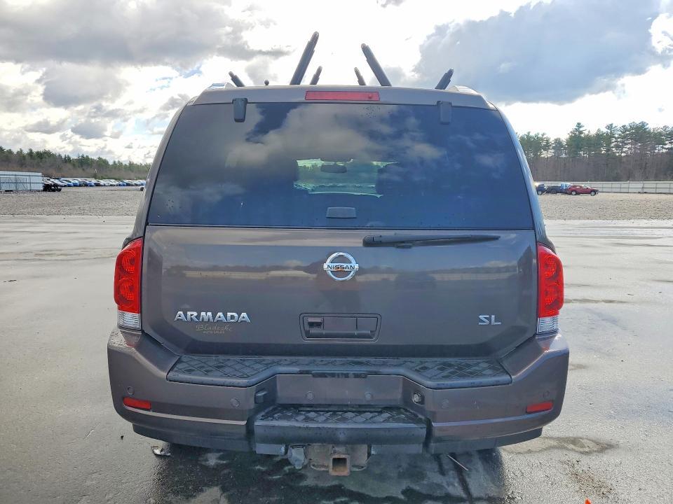 2013 Nissan Armada sv