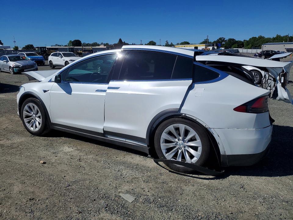2020 Tesla Model x