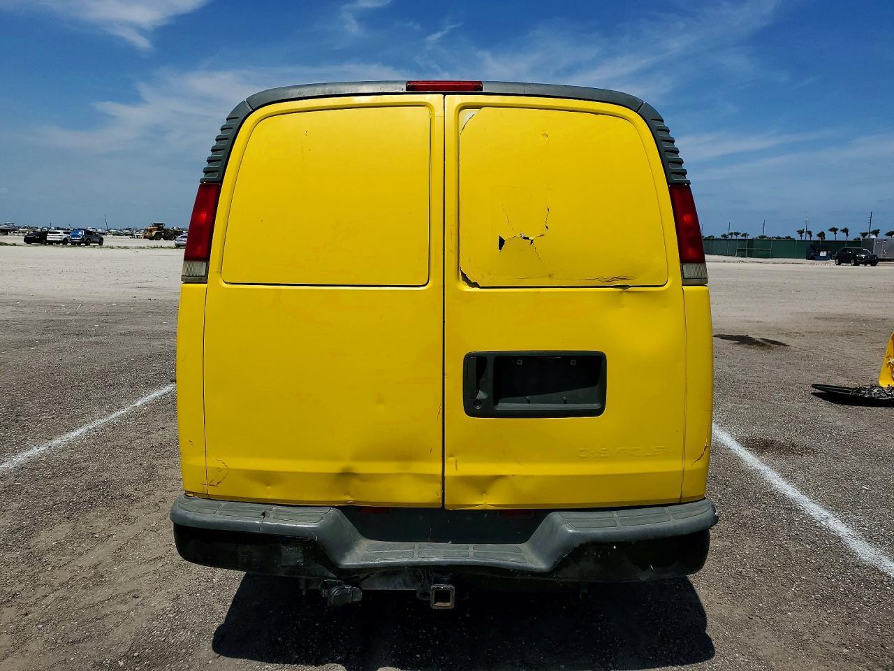 1999 Chev Express G3500