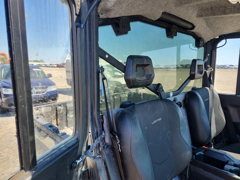 2025 Can-Am Defender Utility Vehicle