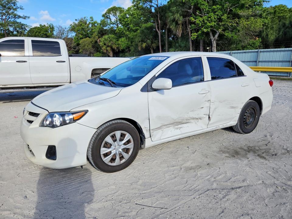 2012 Toyota Corolla l