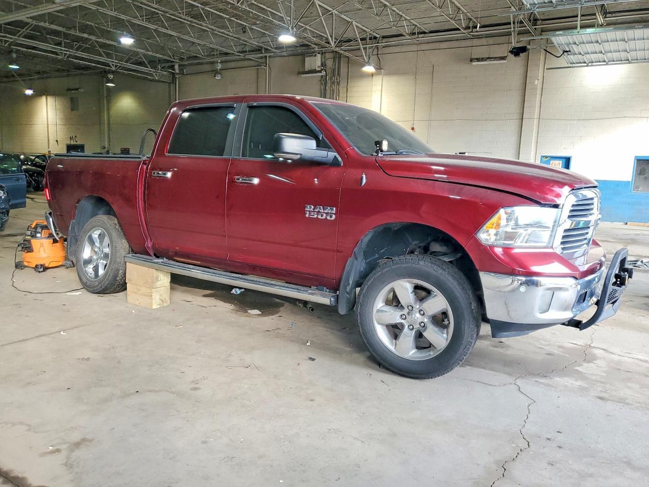 2016 Dodge RAM 1500 SLT