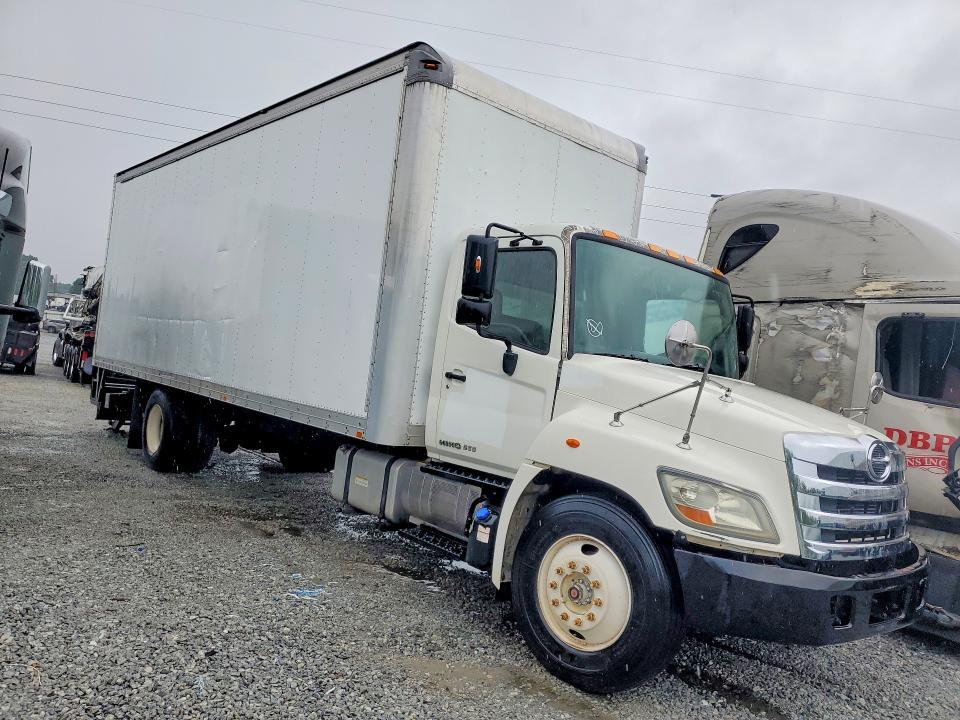 2013 Hino 258/268 BOX Truck