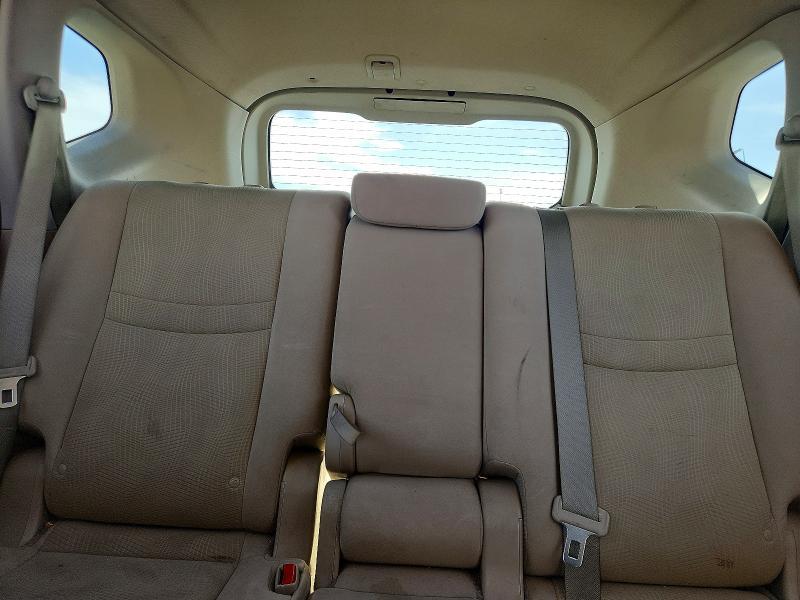 2014 Nissan Rogue sv