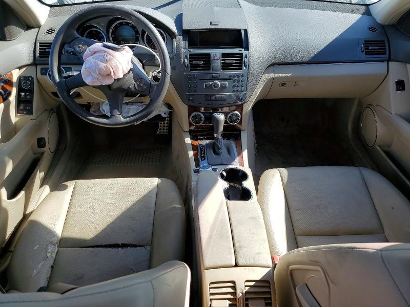 2011 Mercedes-Benz C300