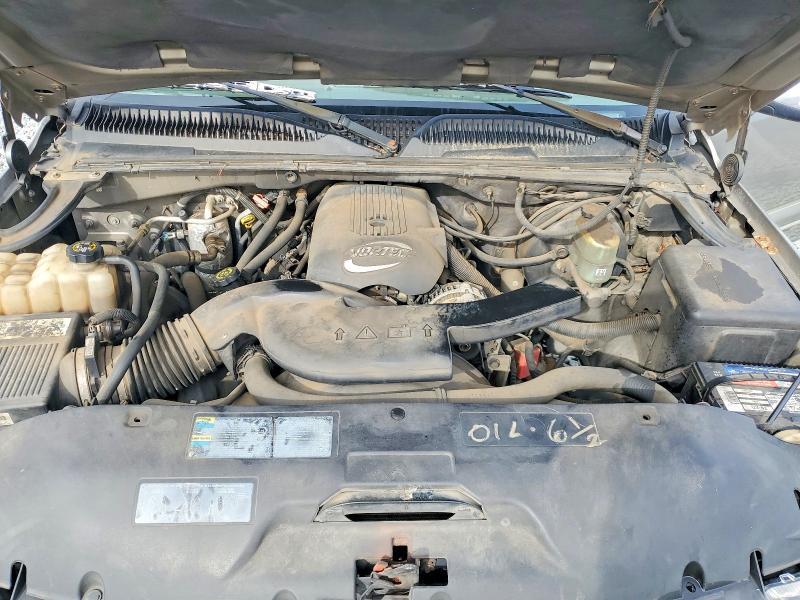 2002 Chevrolet Tahoe C1500