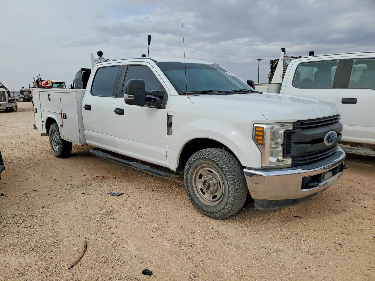2019 Ford F250 Super Duty Utility / Service Truck