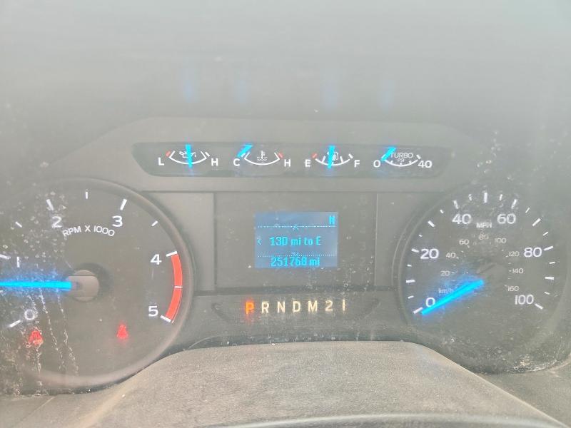 2017 Ford F550 Super Duty Flatbed Truck