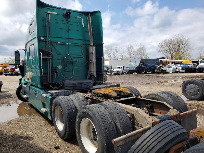 2006 Volvo VN VNL-Semi Truck