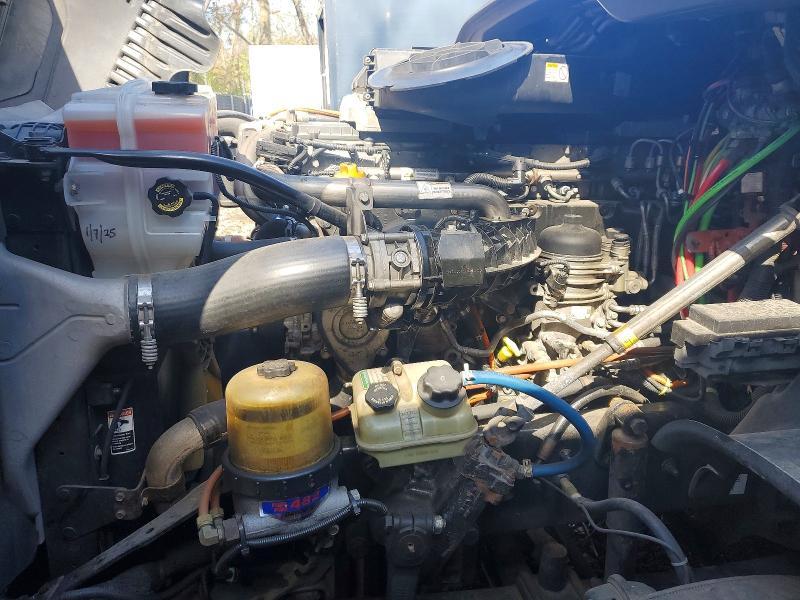 2016 Freigliner Cascadia 125