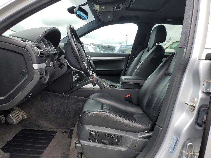 2004 Porsche Cayenne Turbo