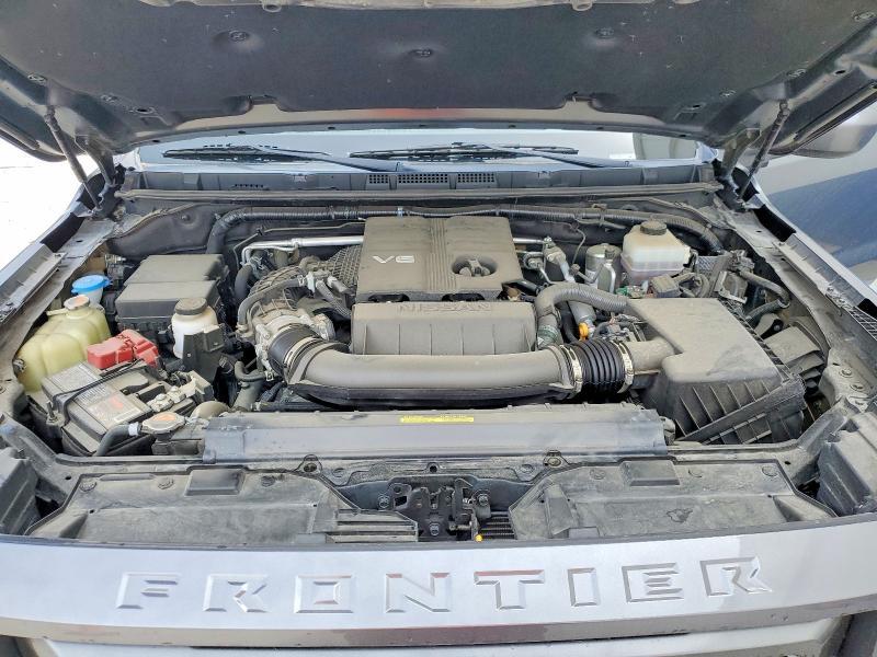 2023 Nissan Frontier SV