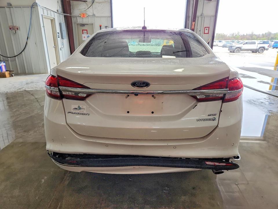 2018 Ford Fusion se Hybrid