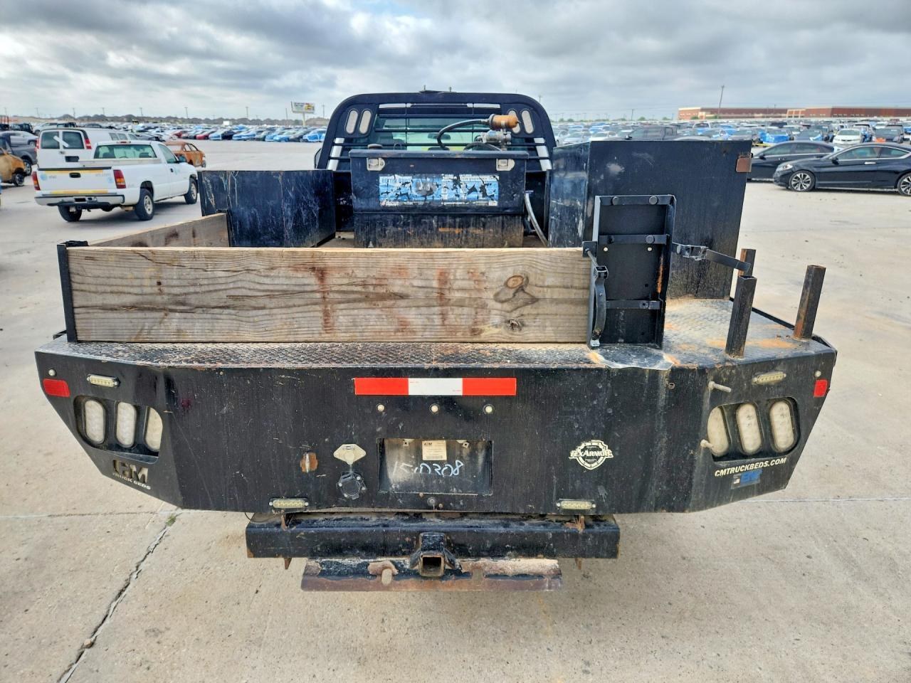 2019 Ford F450 Super Duty Flatbed Truck