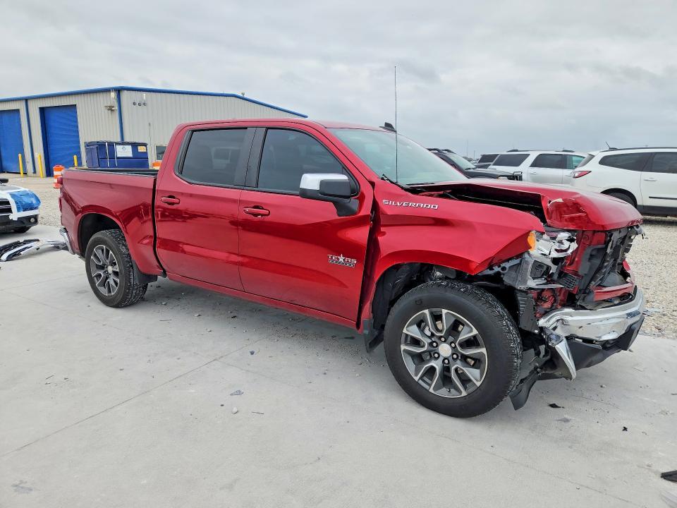 2024 Chevrolet Silverado C1500 LT