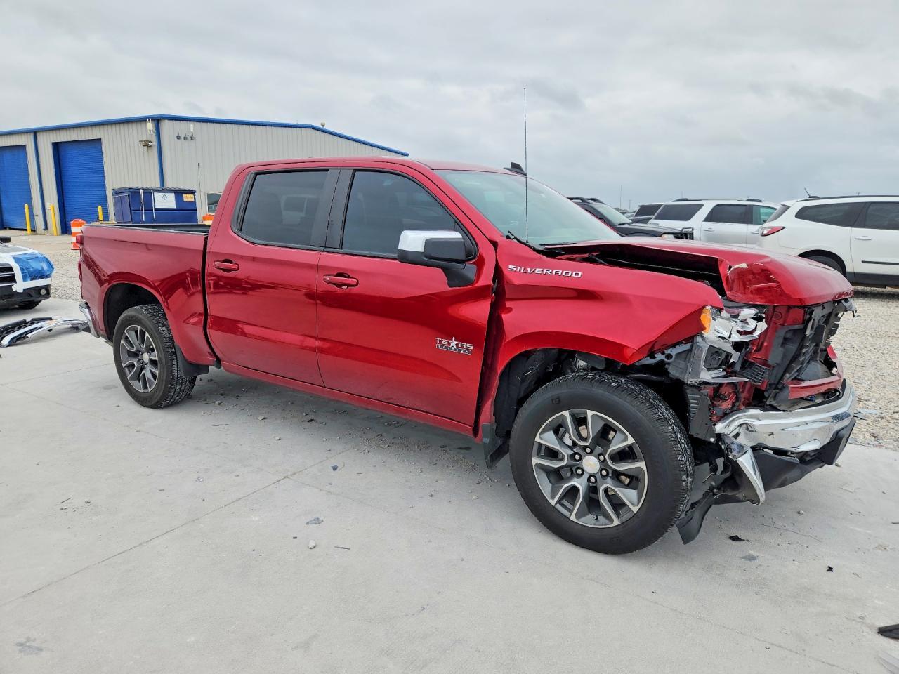 2024 Chevrolet Silverado C1500 LT