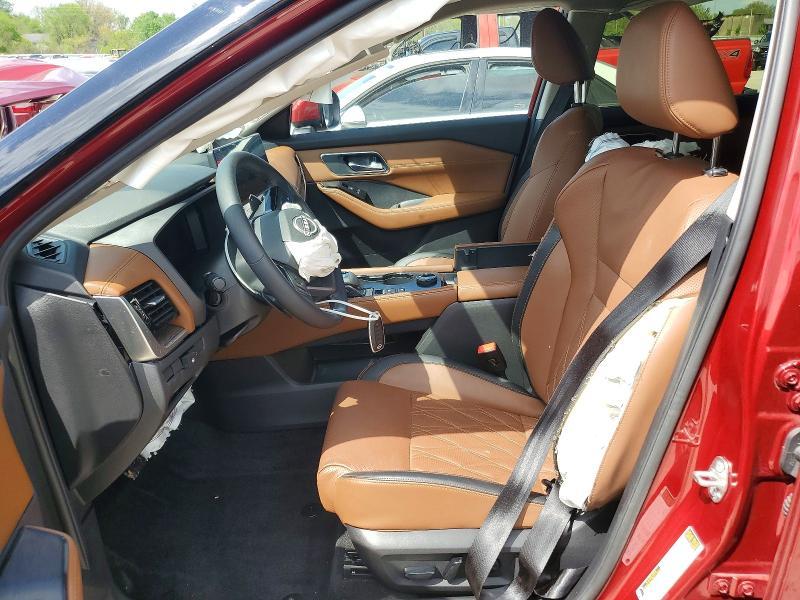 2025 Nissan Rogue Platinum
